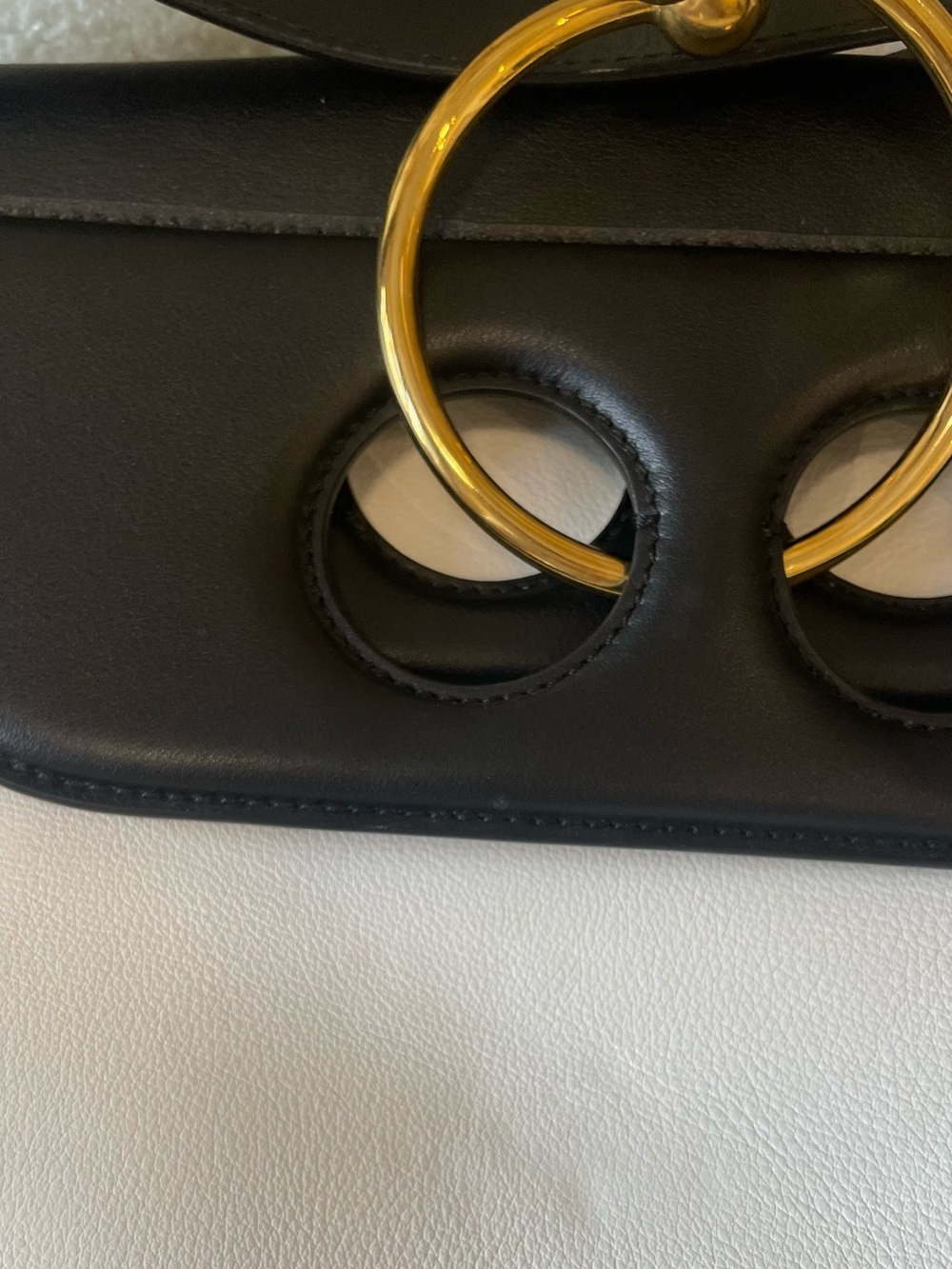 JW ANDERSON Authentic Pierce Black and White Leather Shoulder Bag with Gold Ring - Picture 5 of 13